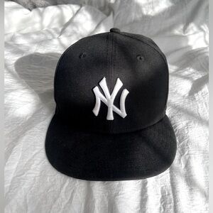 New York Yankees Fitted Cap
